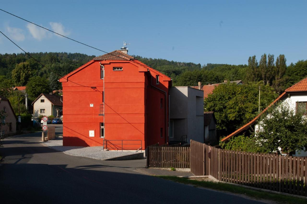 Pension Merano Jetrichovice  Buitenkant foto